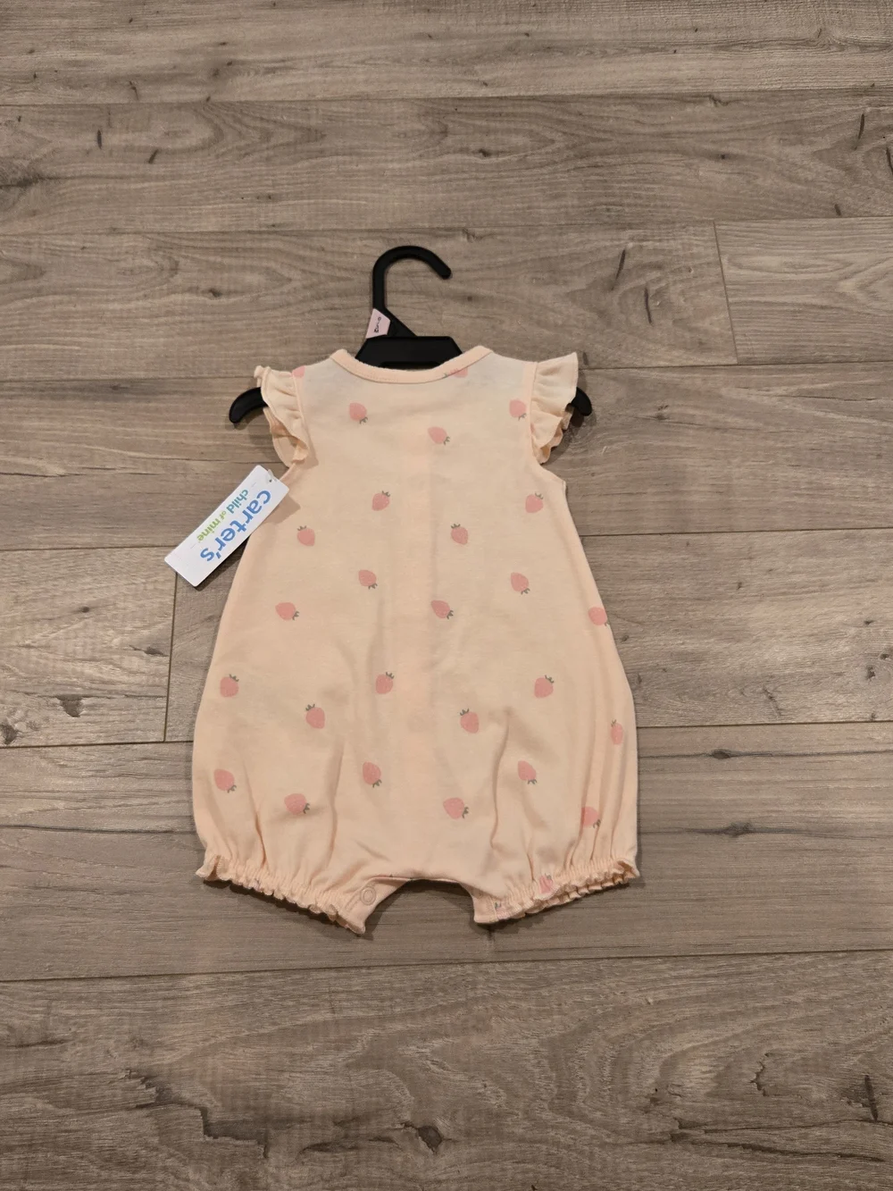🌻 NWT Carter’s Baby Girl Strawberry Romper Pink 0-3M Ruffle One-Piece 🍓